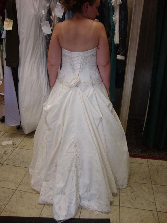 how to bustle a wedding dress instructions